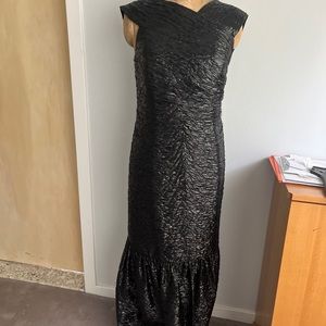 New without tag sample J Mendel black lame mermaid gown evening dress size 6